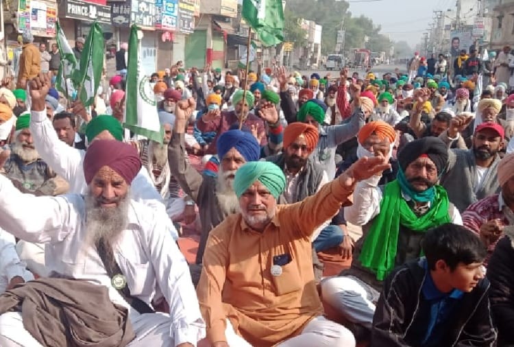 Punjab Bharat Bandh Today Latest News Update: See the impact of Bharat Bandh in Panjab in Photos