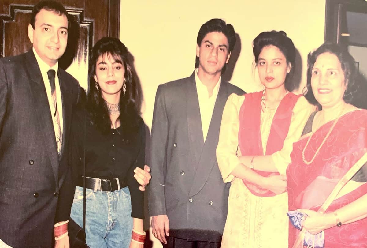 Viveck Vaswani Shares Throwback Photo Of Shahrukh Khan Sister Lalarukh Khan Wife Gauri Khan and Mother Goes Viral