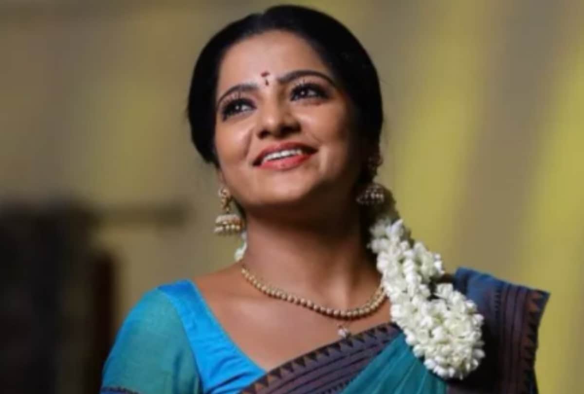 VJ Chitra Suicide Death News Reportedly Dies by Suicide in Chennai Hotel Room