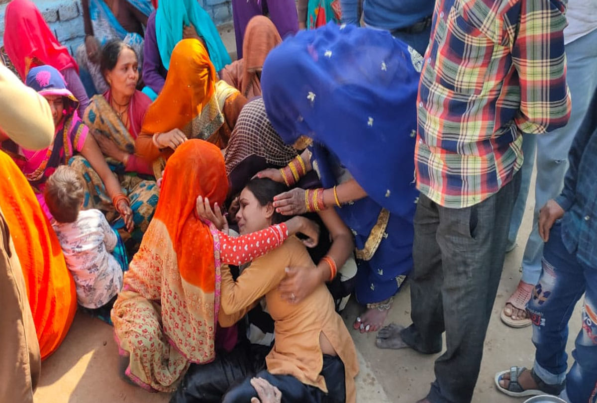 six people died in road accident, Five bodies arrived in the village