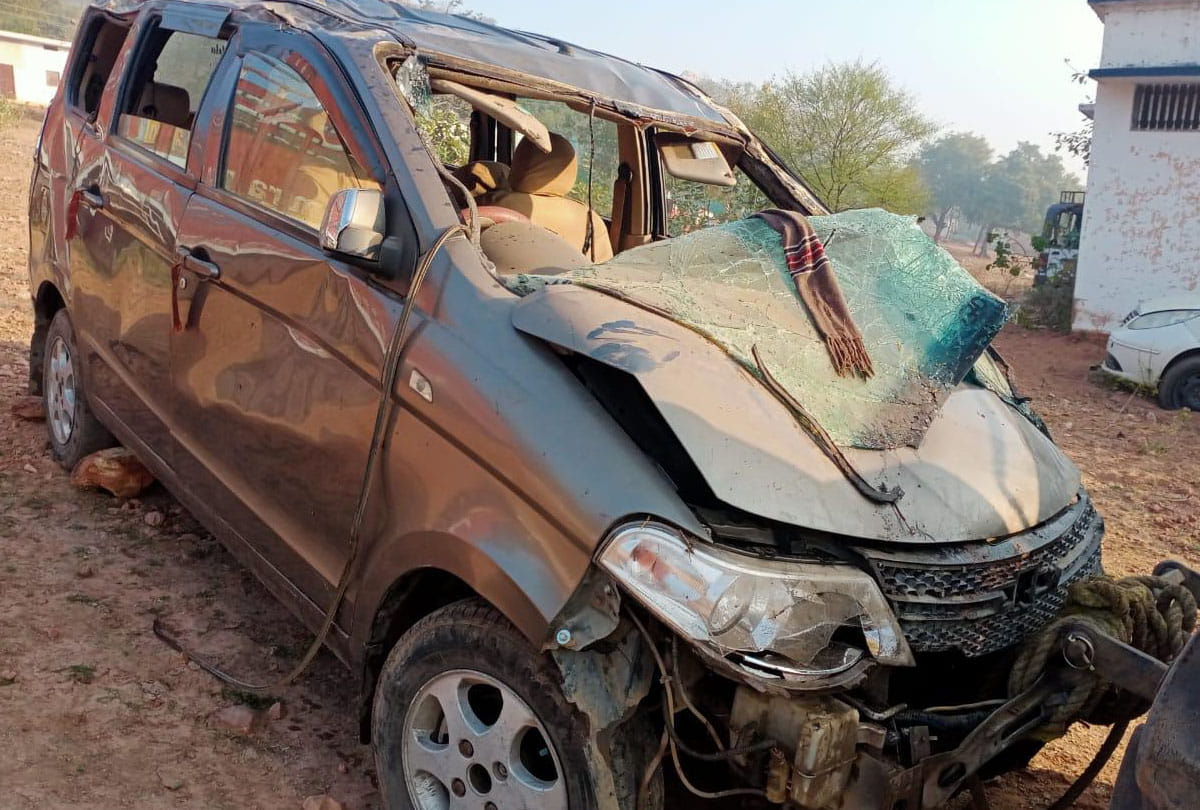 six people died in road accident