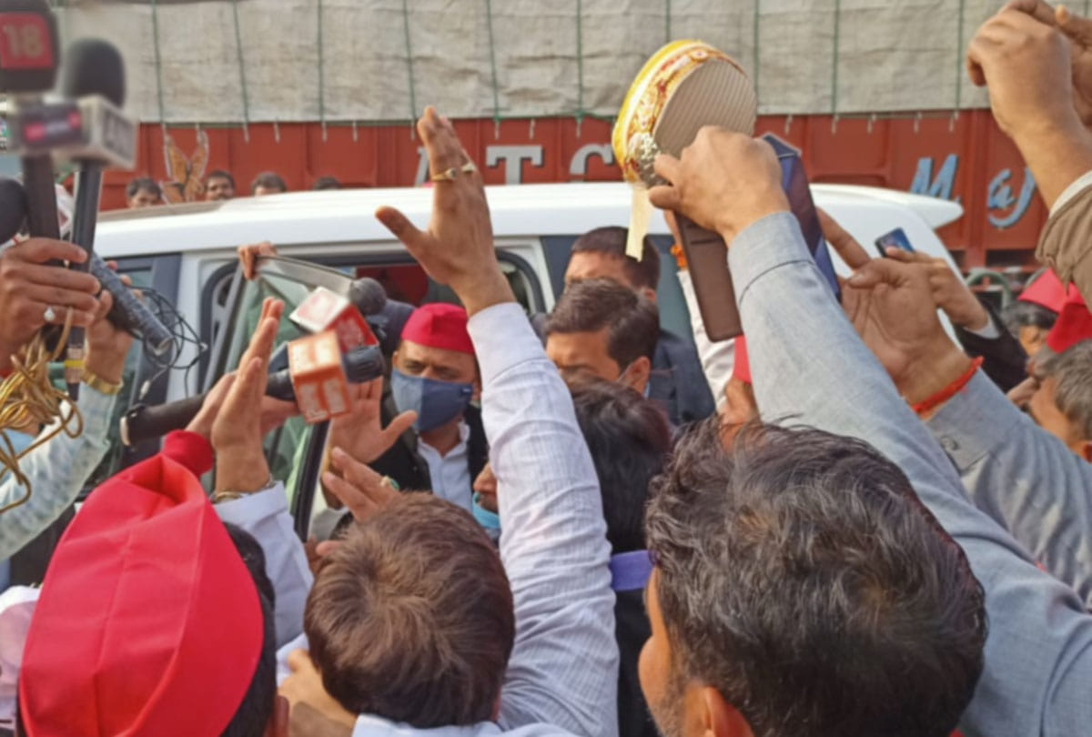 Akhilesh Yadav angered by this in Unnao
