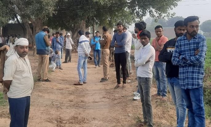 Hathras: Deadly attack on ration dealer, rapid firing at home