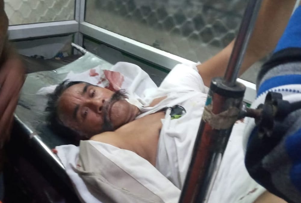 Former village pradhan shot uncle and nephew in a dispute in Sultanpur.