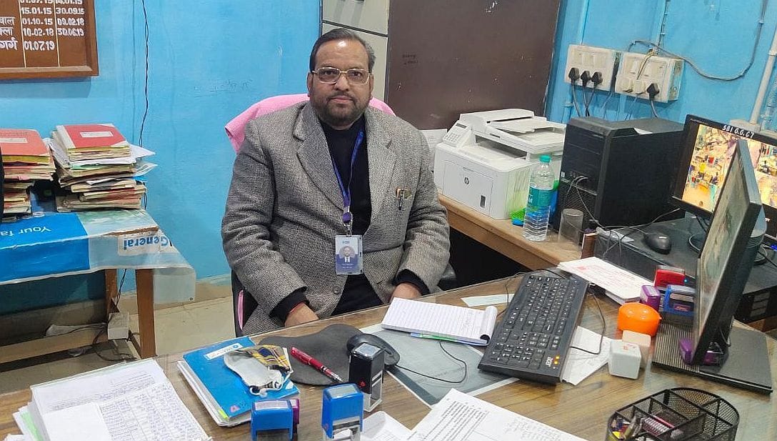 SBI Manager in Ganai Gangoli