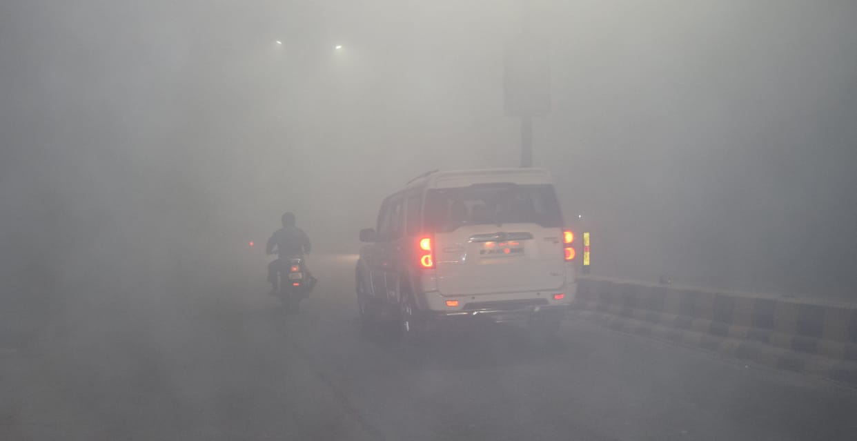 Dense fog stopped the pace, stagnated life
