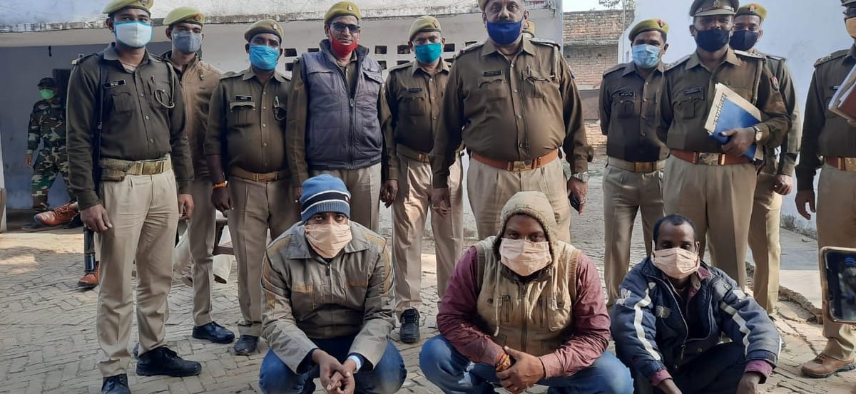 police revealed of former pradhan murder case plotting vengeance murdered three arrested in Mirzapur