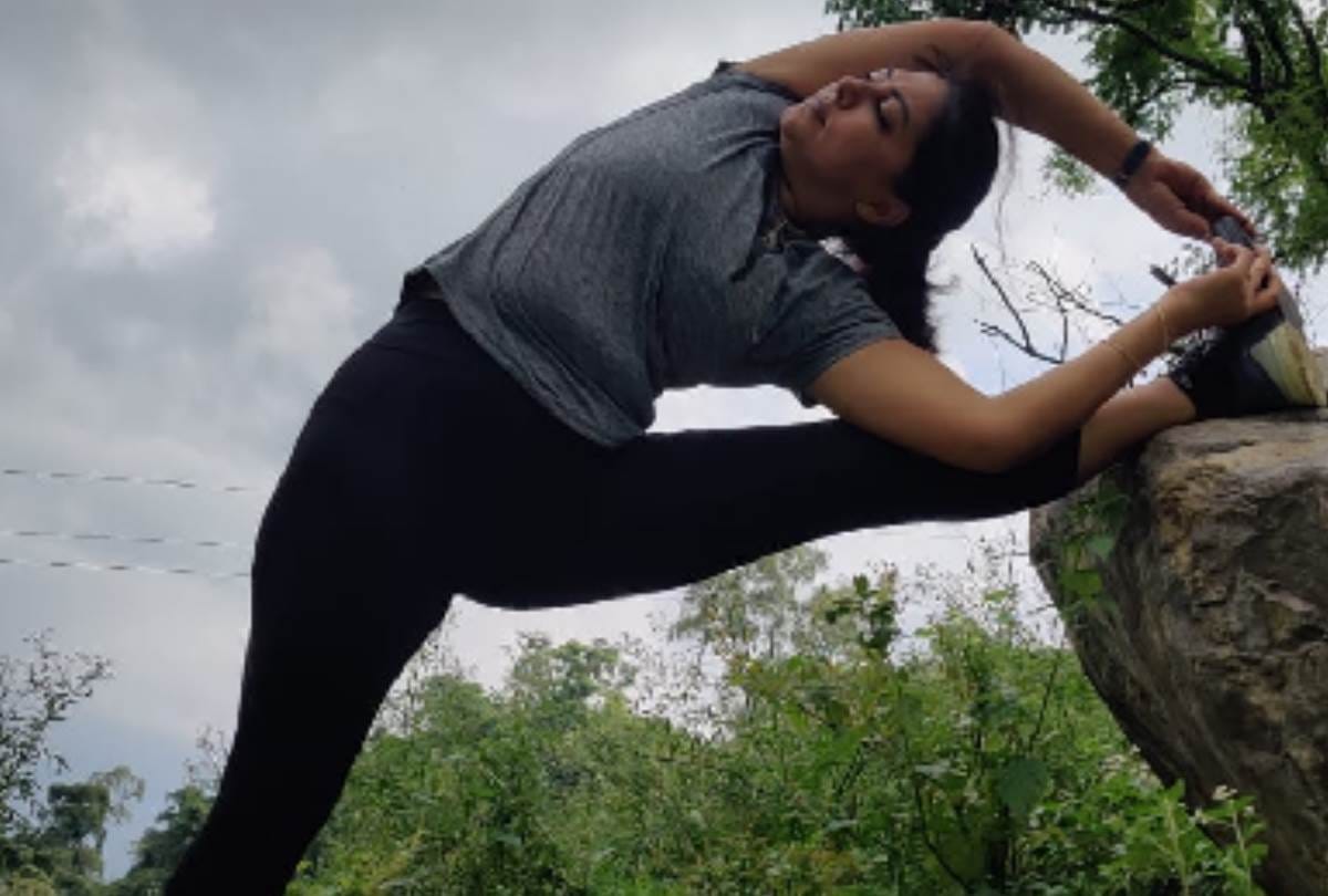 Know about the women of lucknow who prepared themselves for the most difficult asanas of yoga