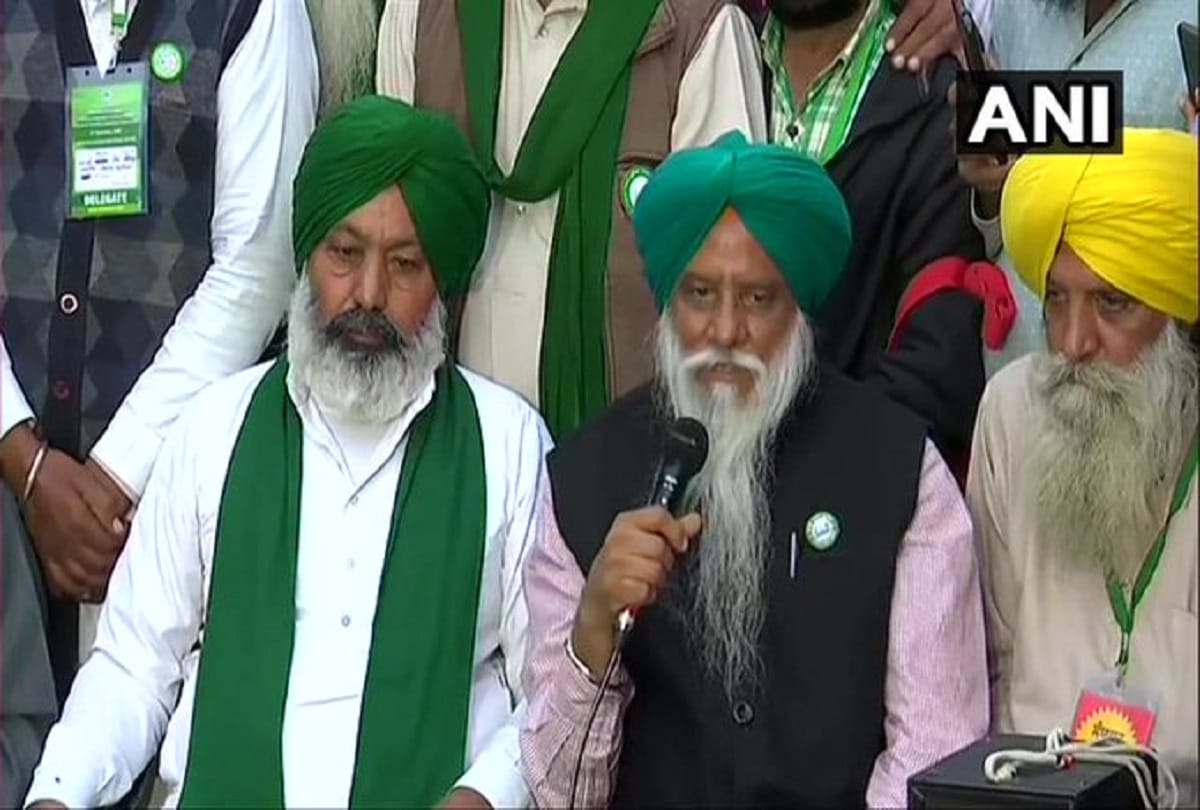 if PM does not listen to us and does not repeal laws we will block railway track said farmers union