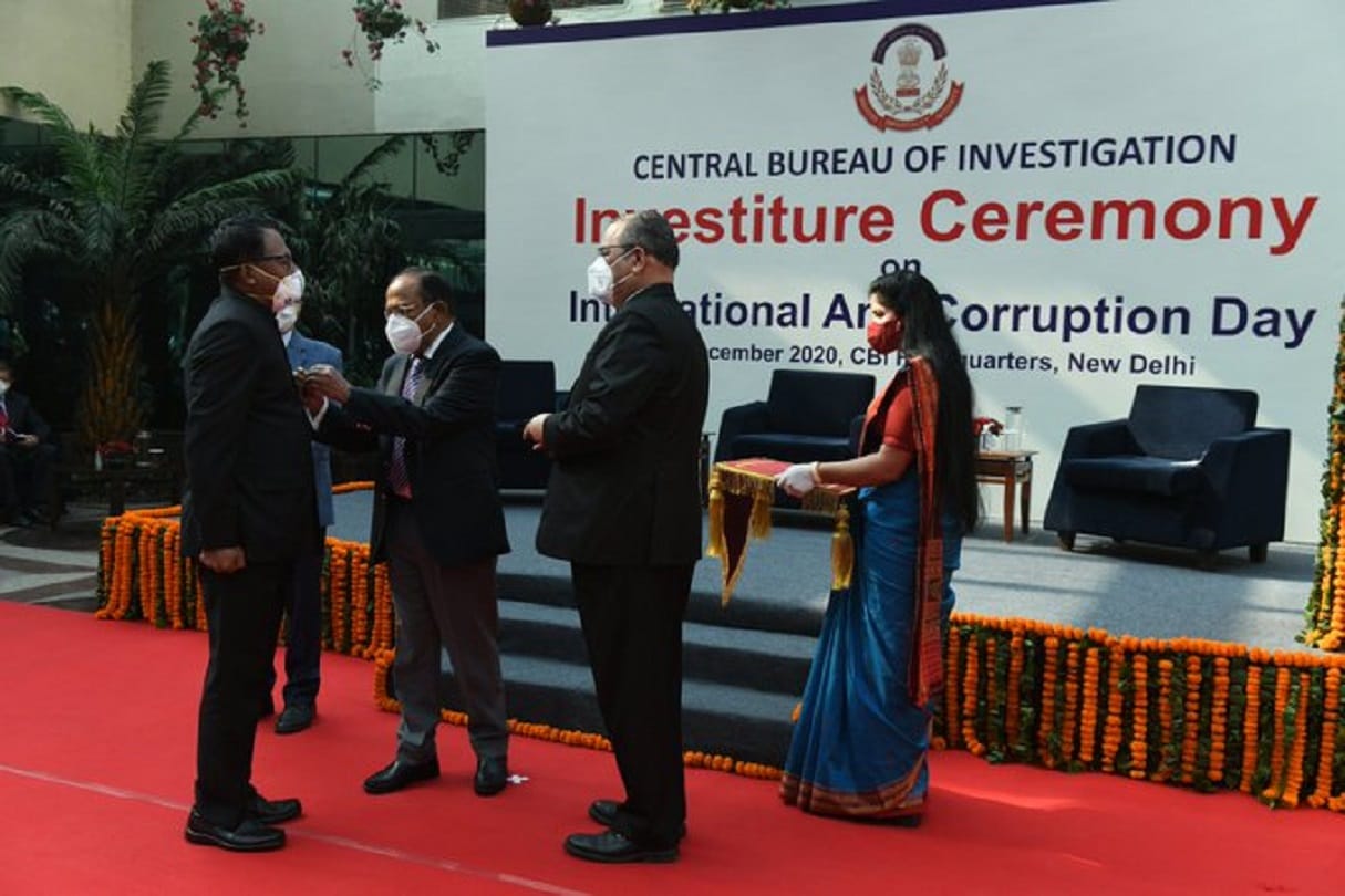 Ajit Doval honored 34 CBI officers with Presidents Police Medal on International Anti Corruption Day 2020