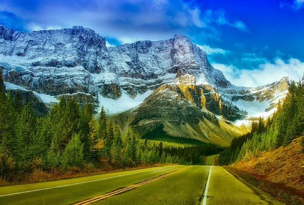 Interesting and strange facts about canada