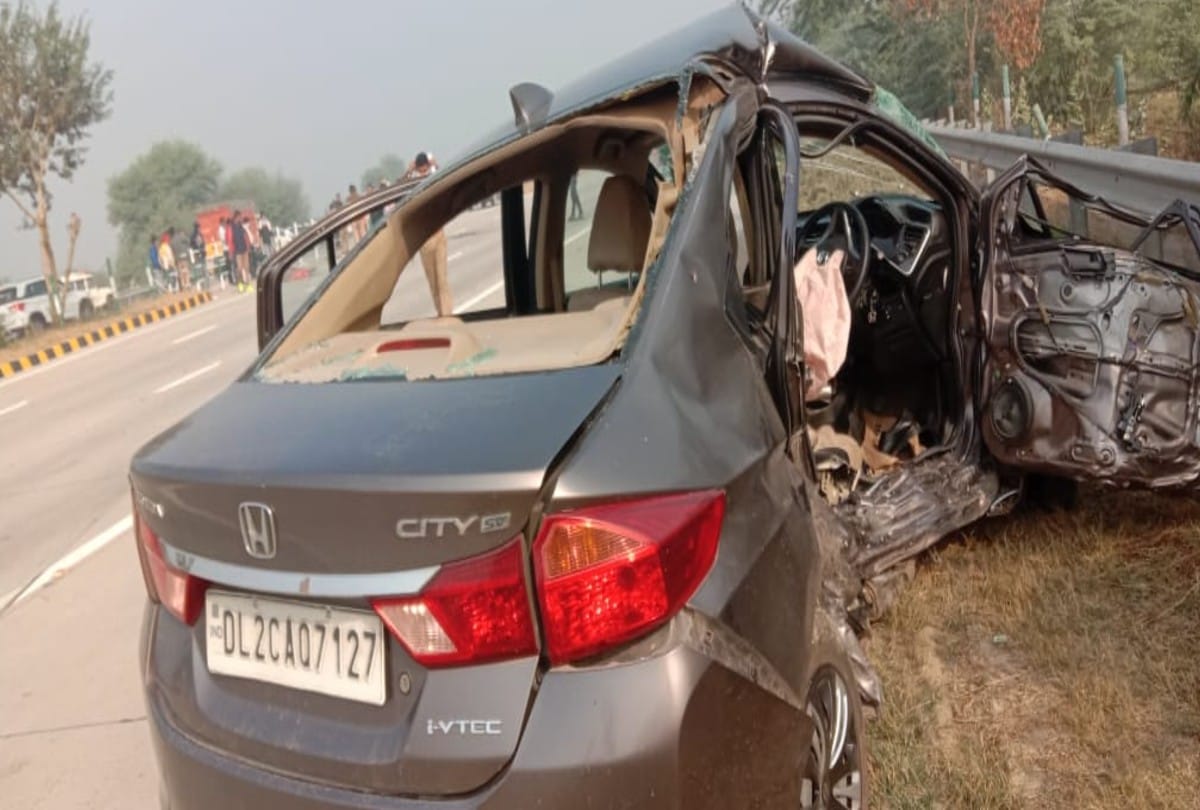 Yamuna Expressway Accident News: Road Accident At Yamuna Express Way Three Died Goes To Agra From Delhi