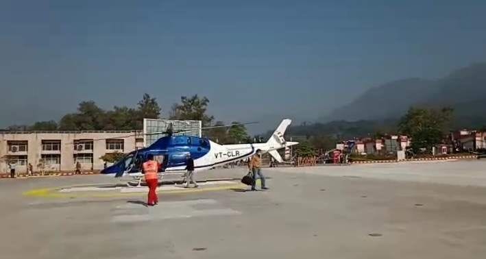AIIMS ambulance reaches AIIMS corona patient