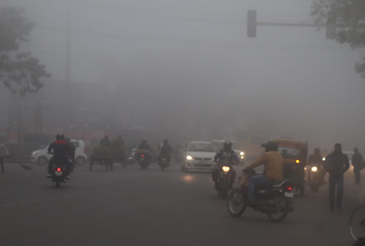 Gorakhpur Cold wave heavy fog weather update news