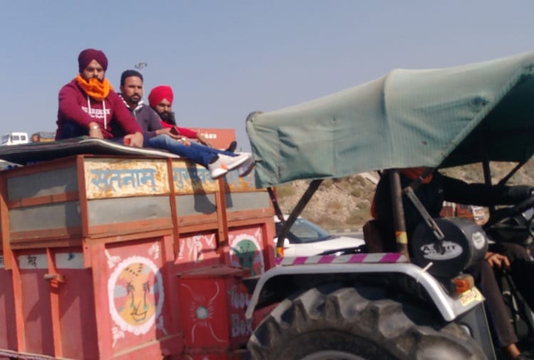 Kisan Andolan : People from Punjab reached Delhi border to support farmers
