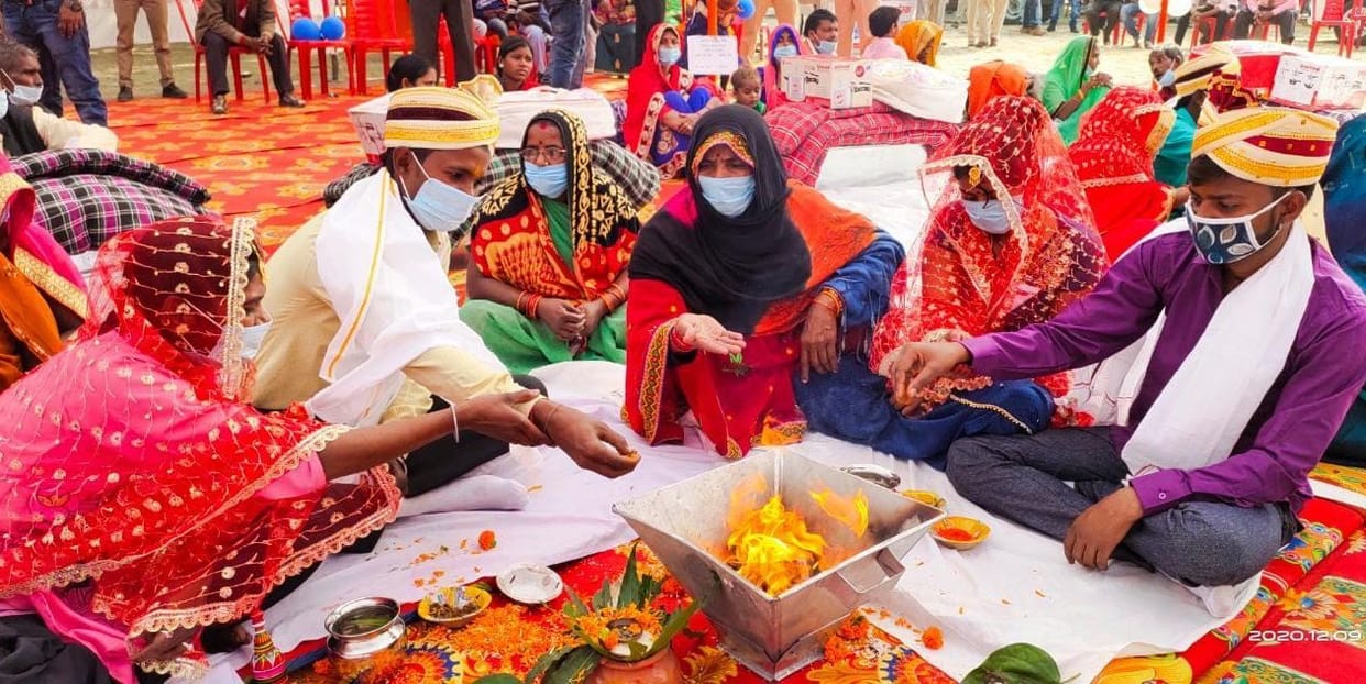 Mass marriage: 42 couples of a couple in Doaba.