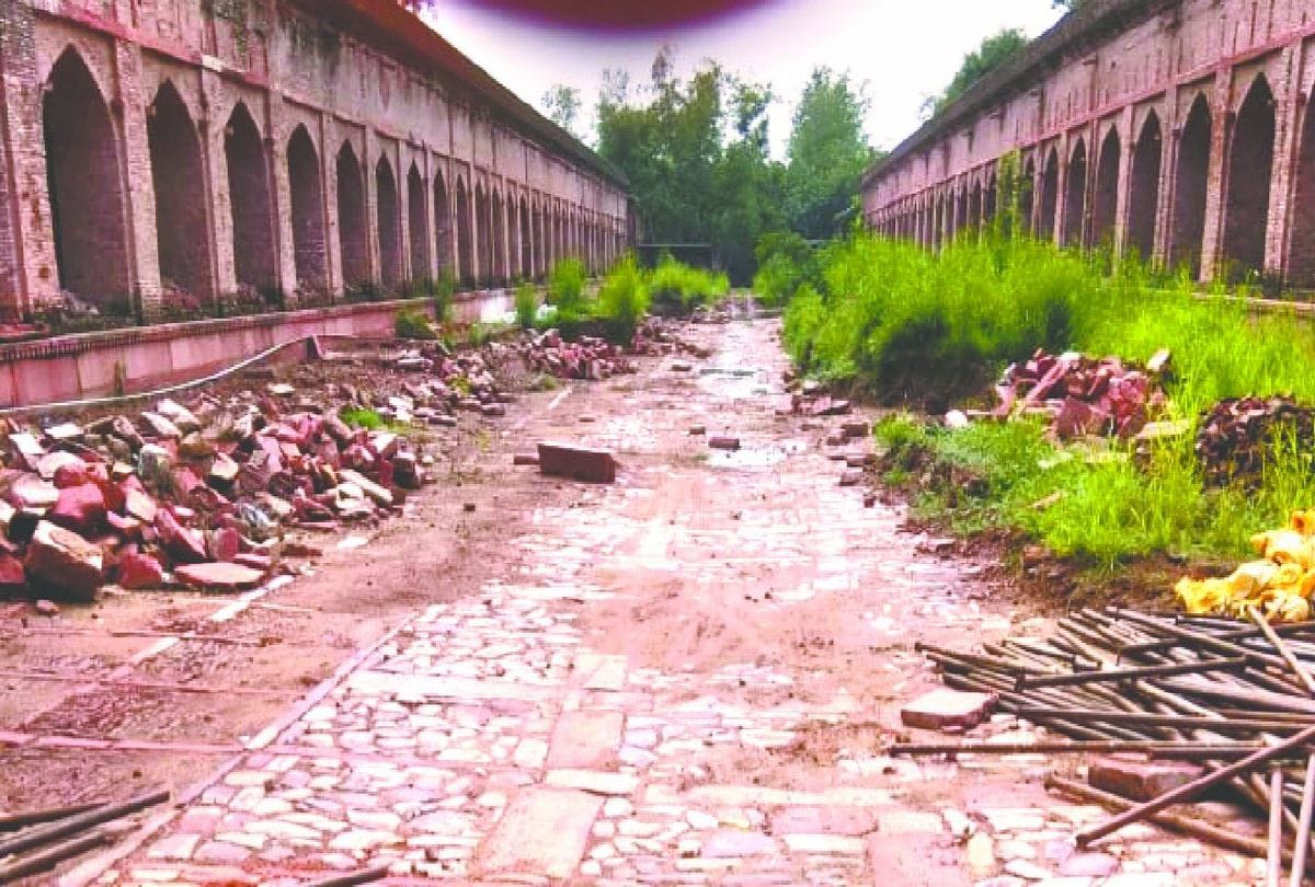 Agra Fort Jahangir Nur Jahan's Meena Bazar Reconstitution Latest News