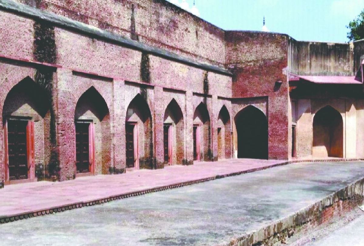 Agra Fort Jahangir Nur Jahan's Meena Bazar Reconstitution Latest News