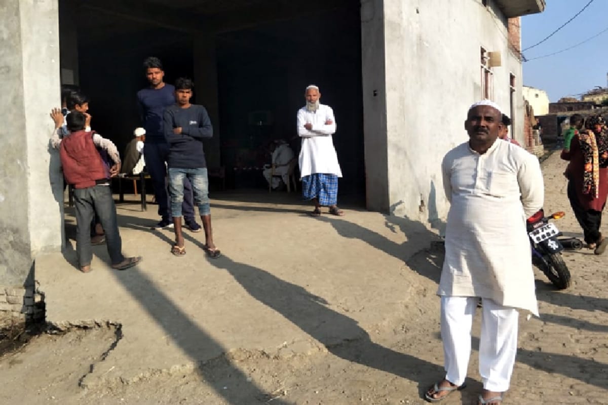 Murder news, man shot dead his wife in sharanpur after two love marrige