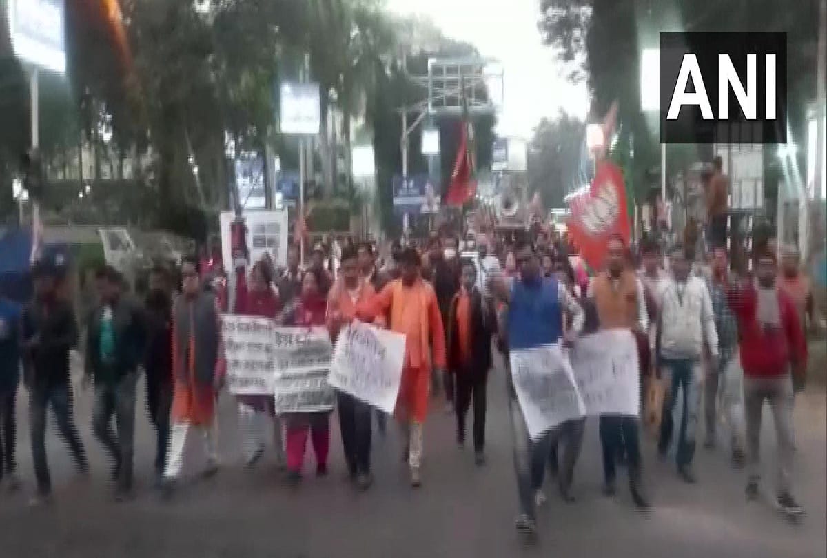 BJP protests at several places in West Bengal to protest against the attack on nadda group