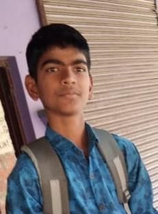 Fog havoc: bike-ridden teenager dies in truck