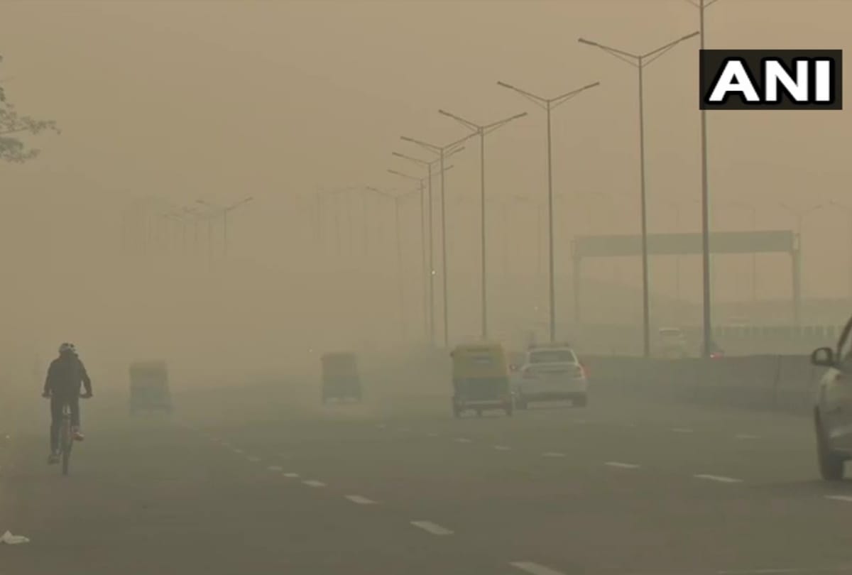 Delhi NCR weather update dense for in morning rain likely today air quality update remain in poor to very poor category