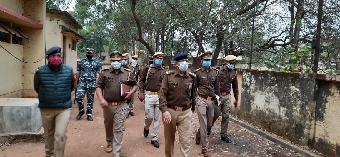 SP inspects Ghoraval police station, says regular meeting of Jan Chaupal and Peace Committee Meet