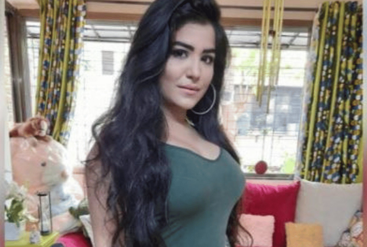 Shikha Malhotra suffered a stroke leaving her paralysed on one side admitted in Cooper Hospital