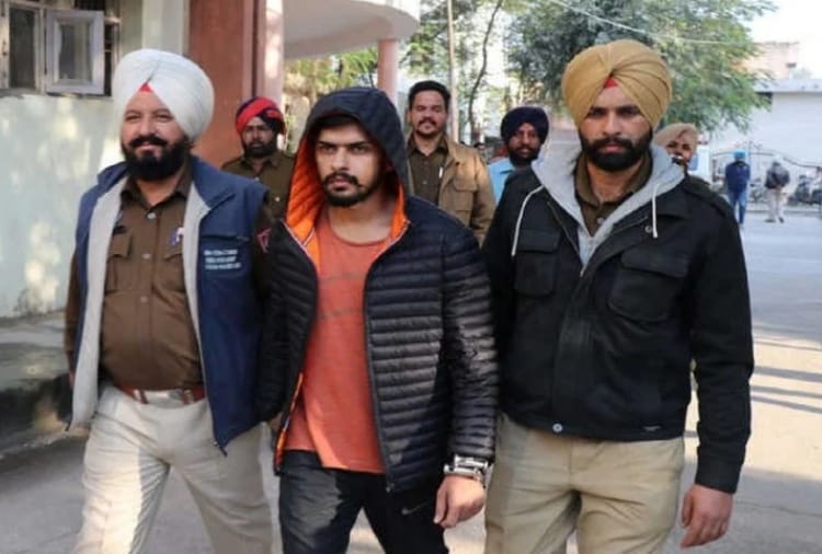 High court issued notice to UT administration and sought reply in Lawrence Bishnoi Petition