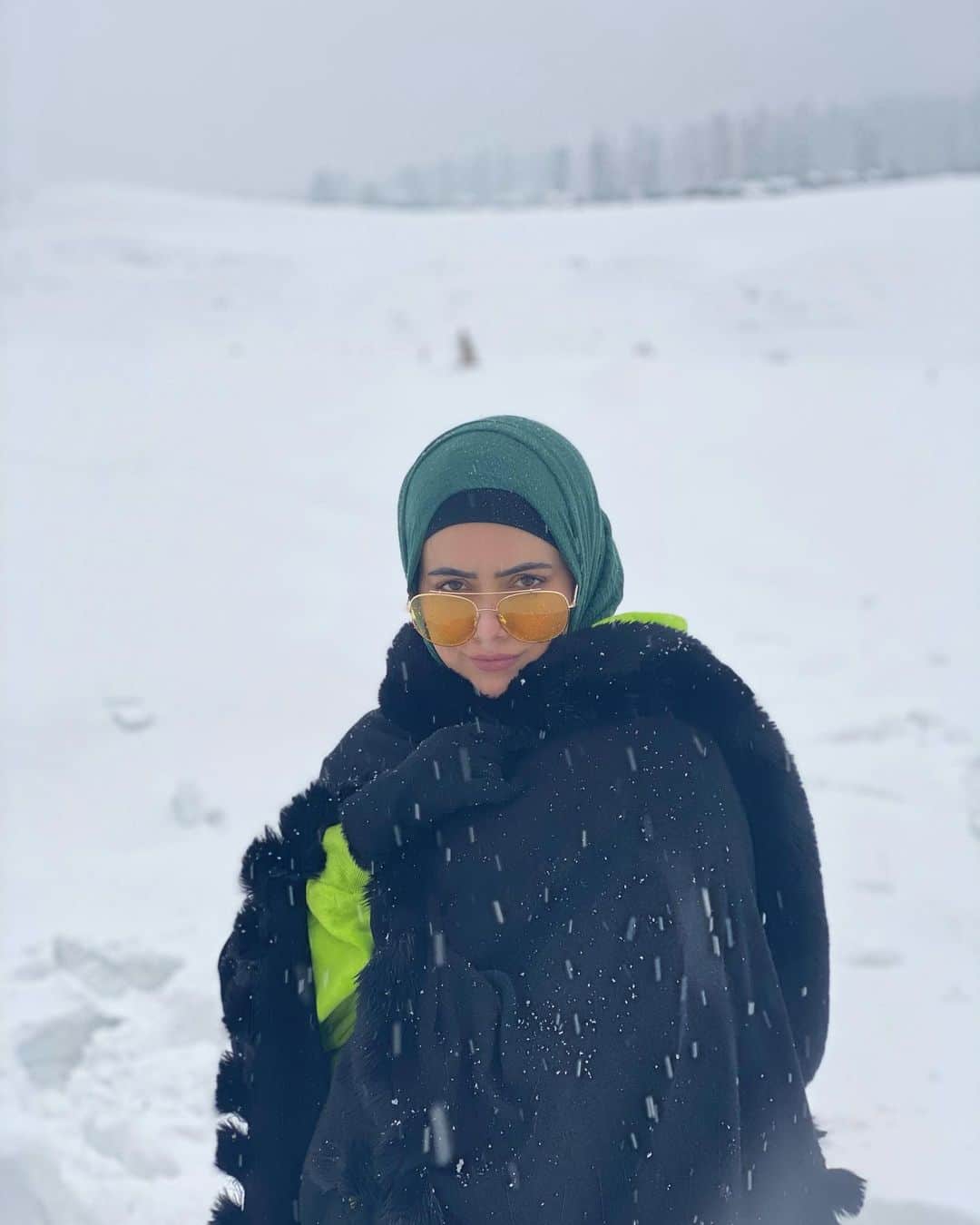 Sana Khan enjoying snowfall in kashmir gulmarg her honeymoon with husband Mufti Anas sayied