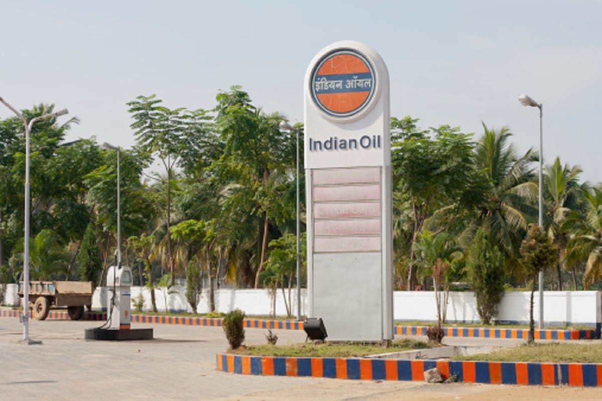 Sri Lanka decided to purchase petrol and diesel from Indian Oil Corporation
