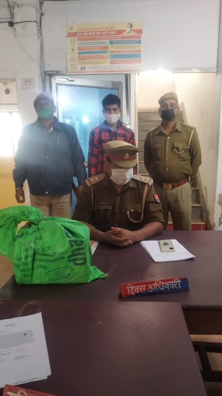 Hathras: Vicious accused arrested with tractor battery