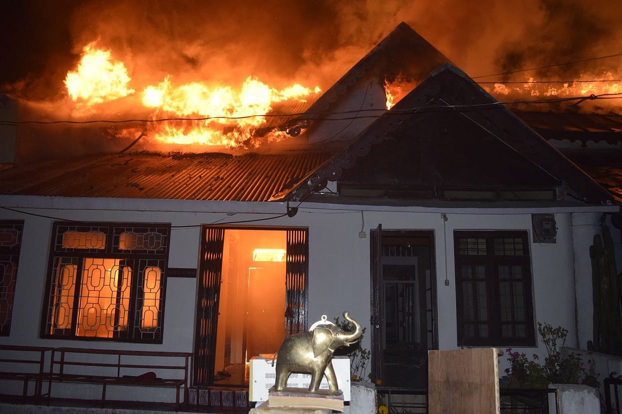 Flames burnt in Nainital