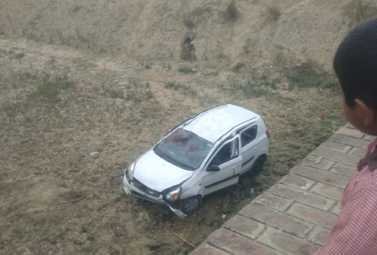 two person died in road accident in firozabad
