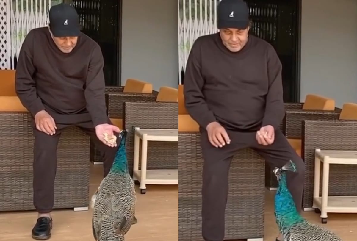 Dharmendra has shared a video of himself with a few workers from his farmhouse