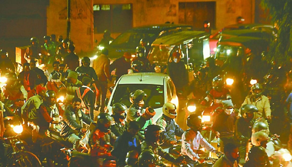 varanasi marriage: crowd in the last ascendant among Corona more than 3000 marriages a day