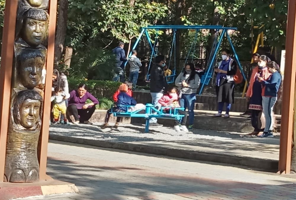 Dehradun News: Tourist Huge Crowd in Dehradun Zoo first time after Lockdown during Coronavirus