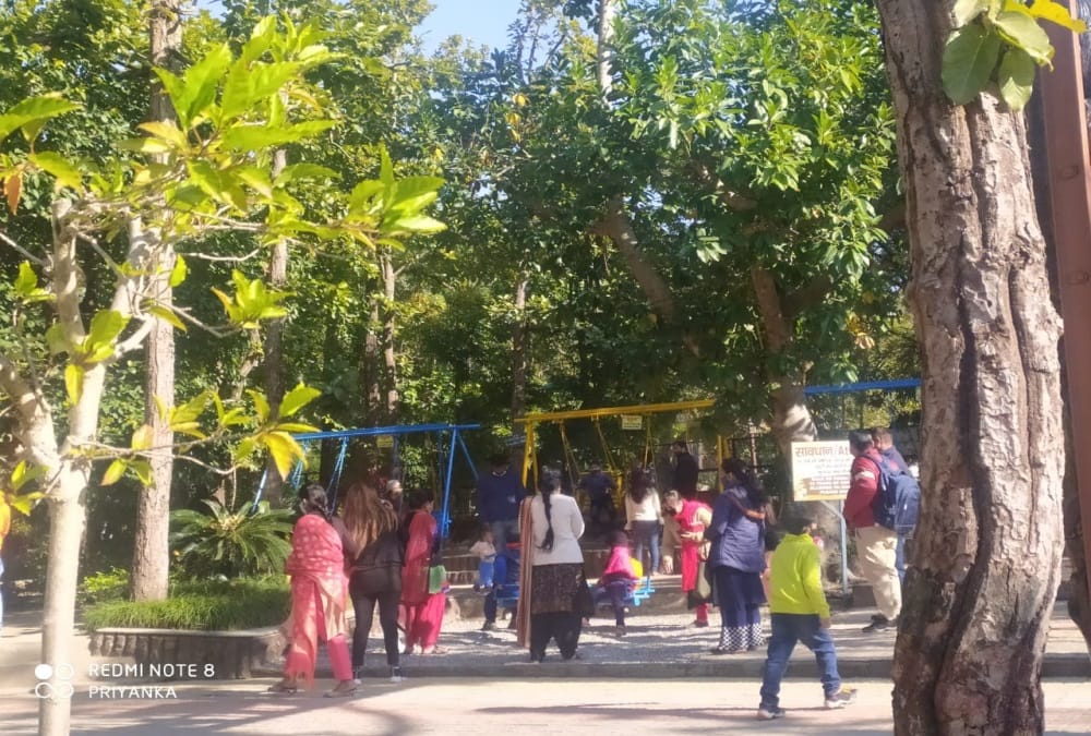Dehradun News: Tourist Huge Crowd in Dehradun Zoo first time after Lockdown during Coronavirus