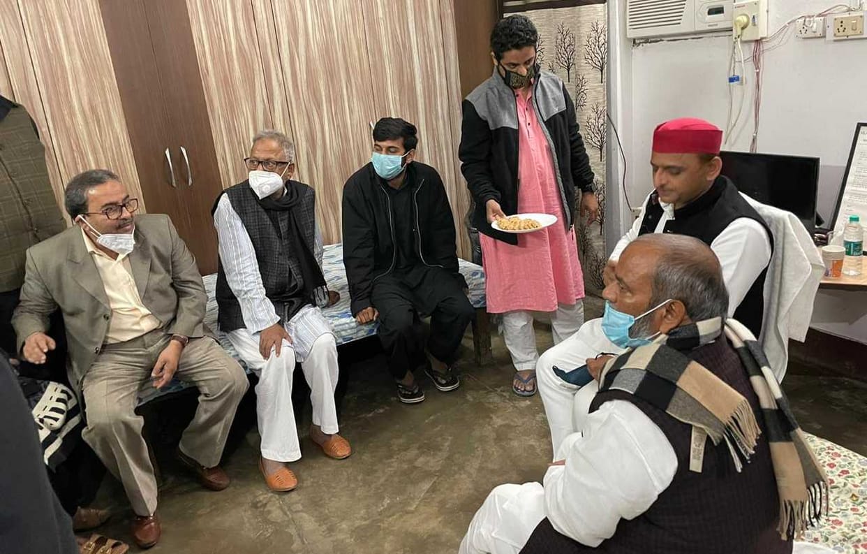 When will the government give MSP to double the income of farmers: Akhilesh