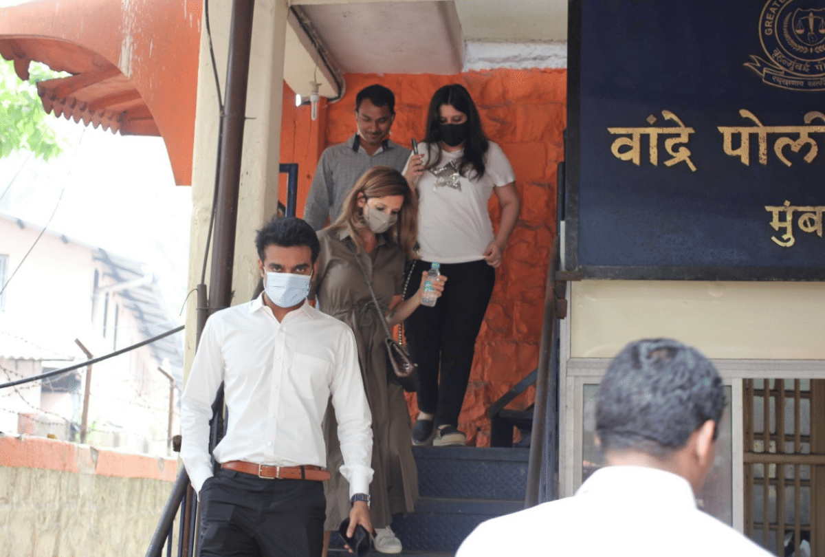 Sussanne Khan supports IAS turned actor Abhishek Singh trust World Of Wardi and will revamp Bandra Police Station