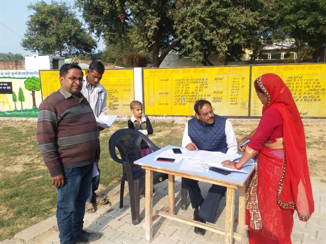 Hathras: Dohi booth found closed, BLO found absent