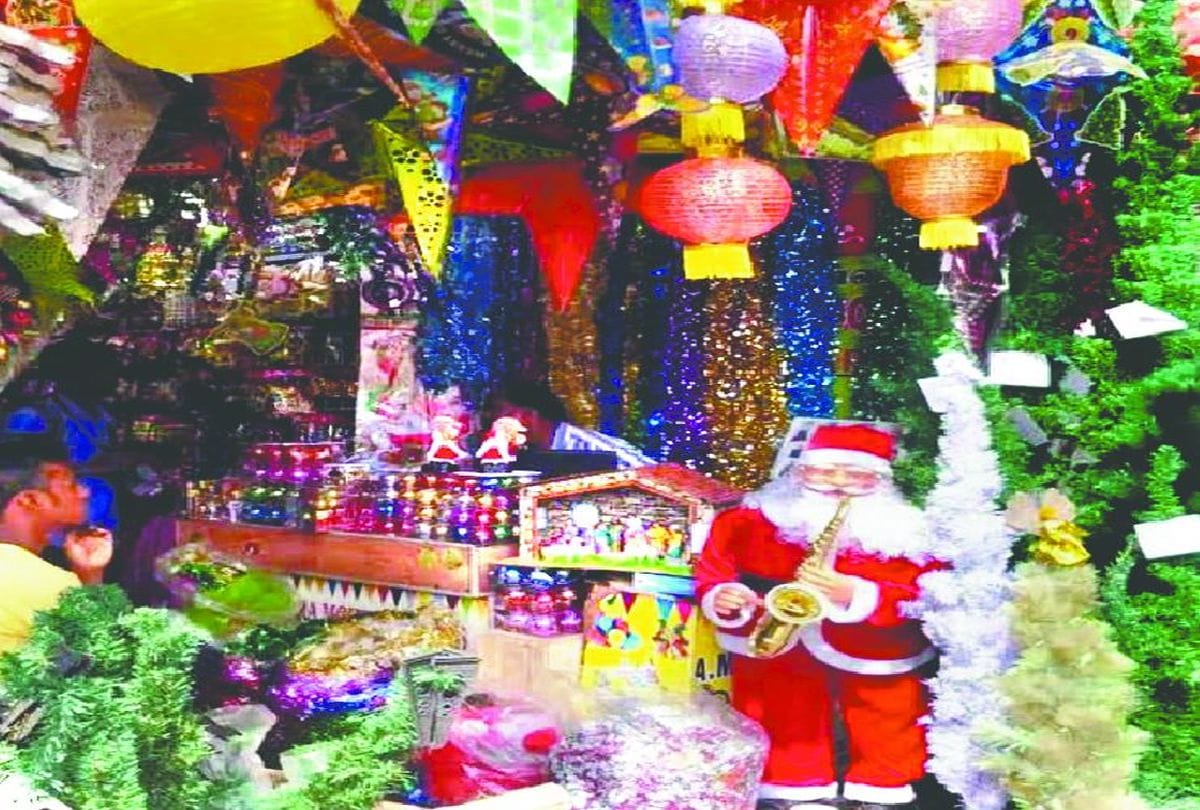 Christmas Market Dress Of Santa Claus For Kids