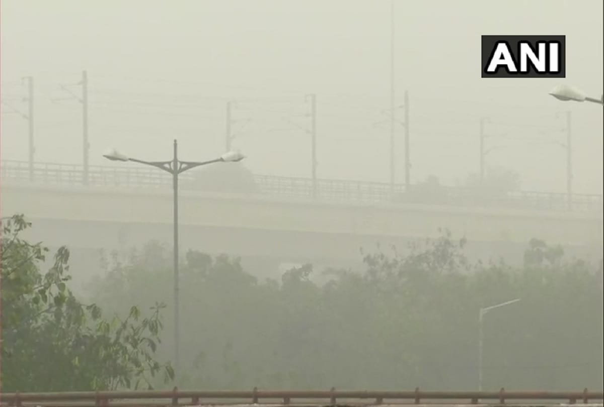Delhi NCR weather updates AQI reaches dangerous level even after rainfall