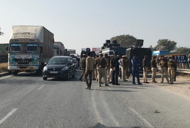 Kisan andolan: Traffic stopped on Delhi-Jaipur highway due to farmer protest