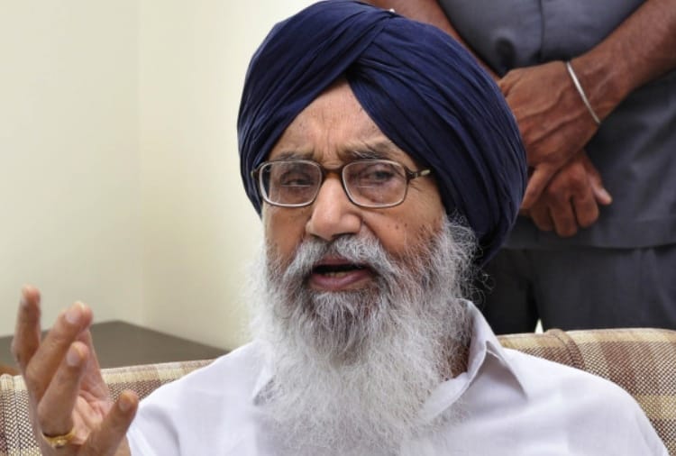 Read The 100 year Political History of Shiromani Akali Dal