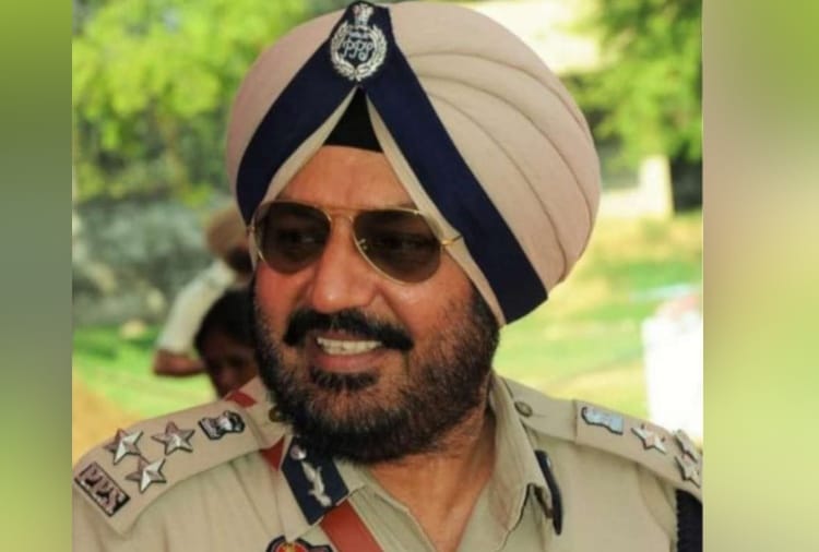 DIG Lakhwinder Singh Jakhar sent his resignation to Punjab government in support of farmers