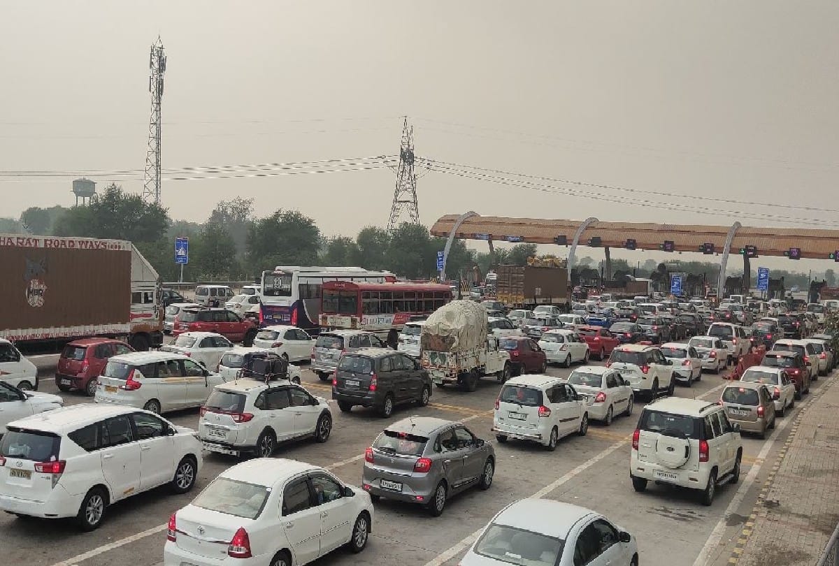 Travel on Yamuna Expressway Hikes Toll Rate Increased From Today Know New Rates News in Hindi