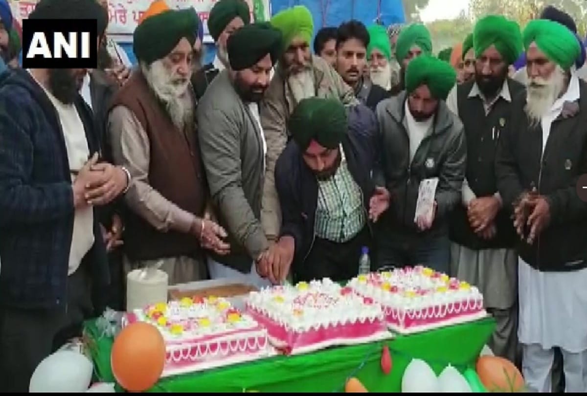 A farmer celebrated the first birthday of his daughter at Tikri border
