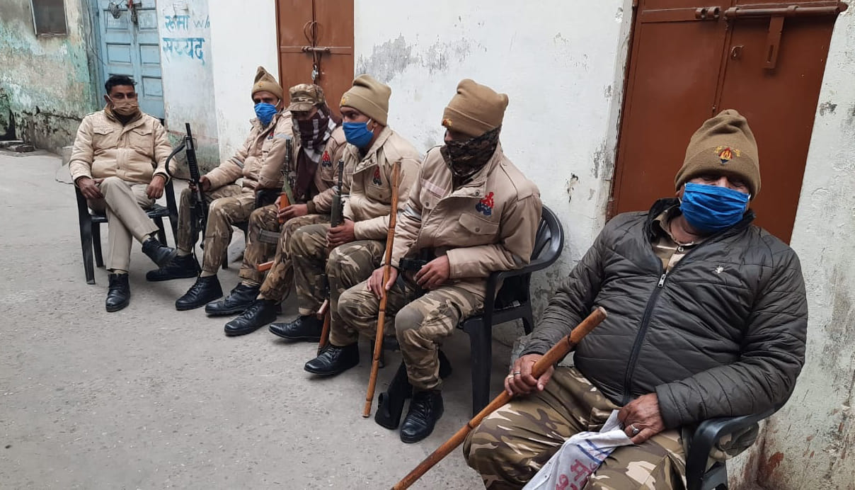 SP leaders under house arrest, District President sitting on strike