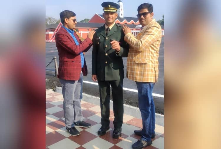 Security Guard son became Lieutenant in Army